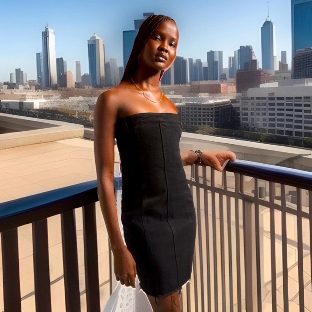 Honor the Gift Denim Strapless Mini Black Dress W/Back Pockets & Zipper Raw Hem